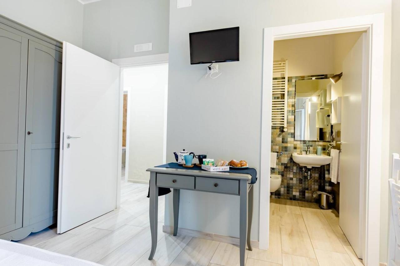Torrelama Room & Breakfast Trani Eksteriør bilde